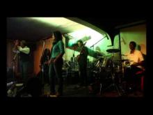 Embedded thumbnail for Masoandronao (live)
