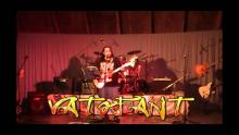 Embedded thumbnail for Akanjo fotsy (Lolo sy ny Tariny)